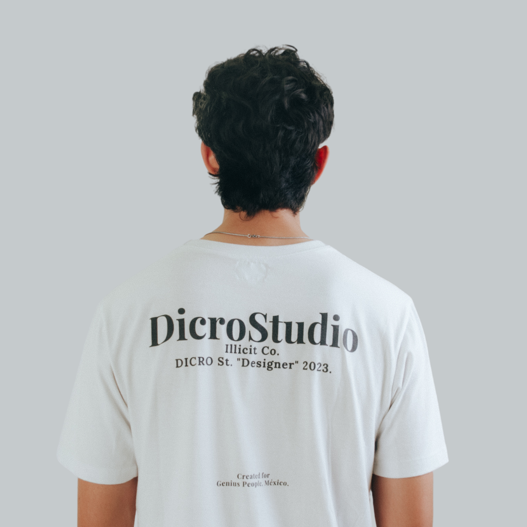 First DicroStudio Tee - Blanco